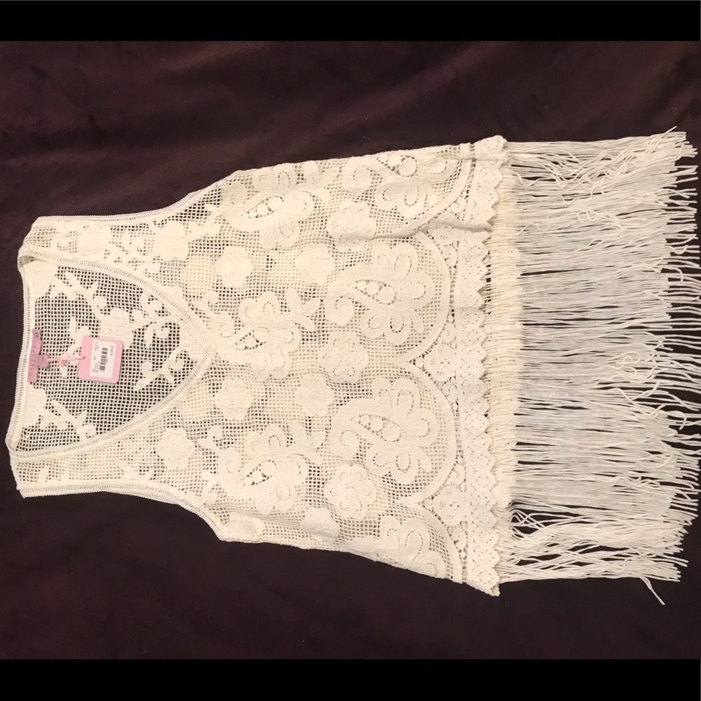 NWT Calypso crochet top with fringe bottom